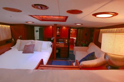 Kemmuna Master Cabin 1