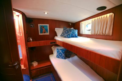Kemmuna VIP Cabin BB