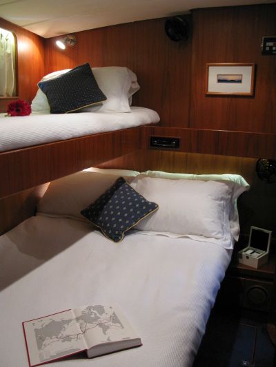 Kemmuna VIP Cabin STB